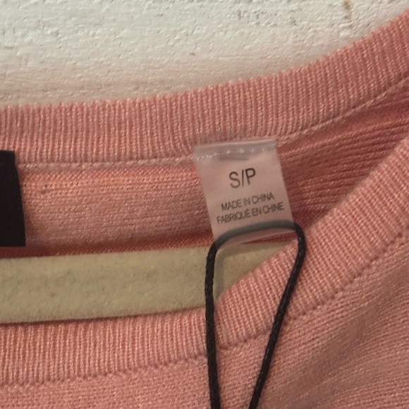 Tahari NWT Viscose Blend Sweater Coral Knit Top in size SP - Picture 6 of 11